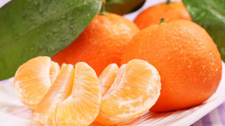Mănânci clementine cu frunze în această perioadă a anului? Trebuie neapărat să ştii asta!