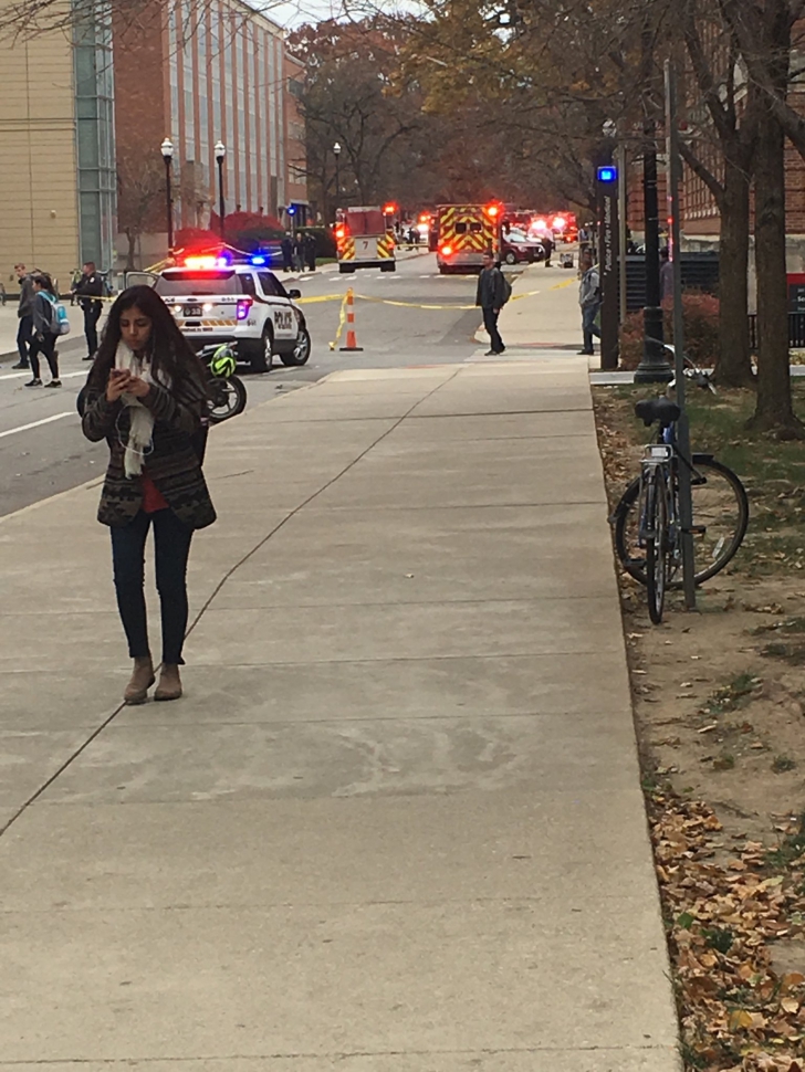 Atac la Universitatea Ohio: 9 răniţi. Cine este suspectul principal, ucis de poliţie