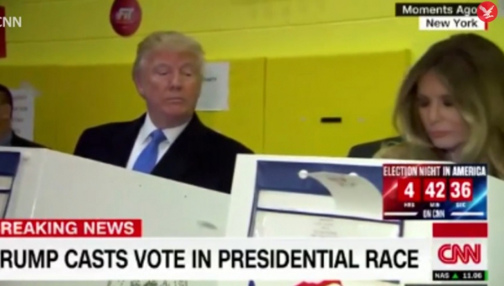 VIDEO. Donald Trump trage cu ochiul la soţia sa, pentru a verifica dacă îl votează pe el
