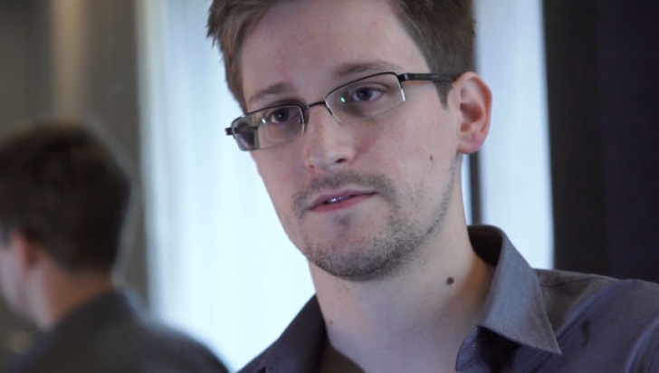 Edward Snowden a devenit părinte. Avertizorul de integritate are un băiețel