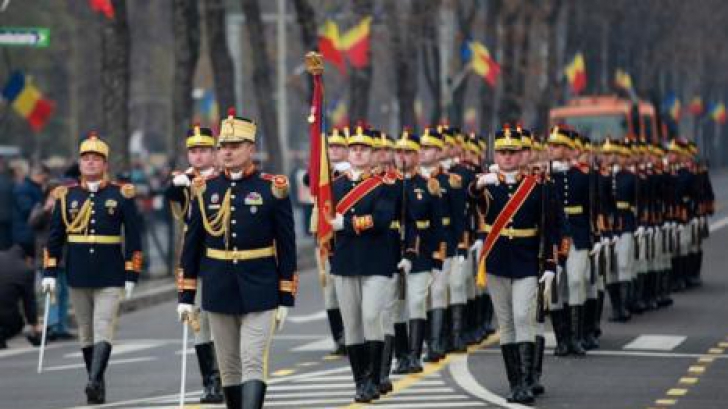 Ziua Naţională: 3.000 de militari au participat la parada militară din Bucureşti. VIDEO