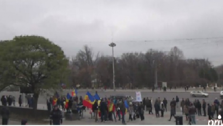 Protest la Chişinău şi în diaspora: se cere repetarea alegerilor câştigate de Dodon