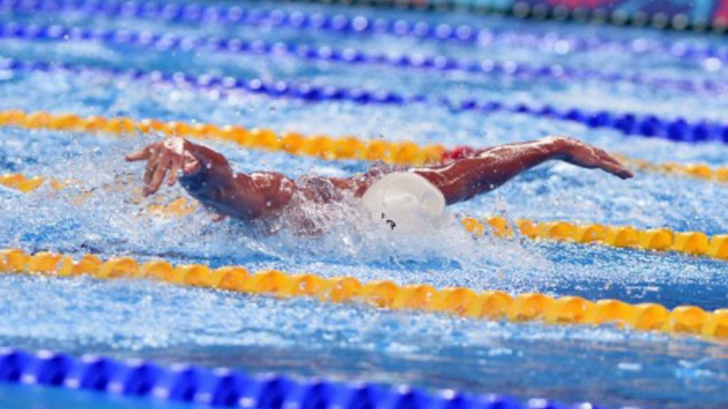 Robert Glință a stabilit un nou record național la 200 metri spate înot