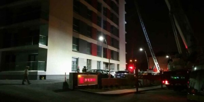 INCENDIU într-un bloc de 11 etaje, în cartierul Crângaşi din Capitală