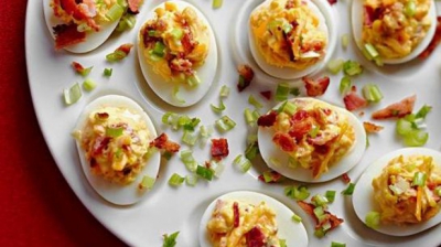 Cea mai simplă reţetă de ouă umplute. Gata &icirc;n 15 minute!