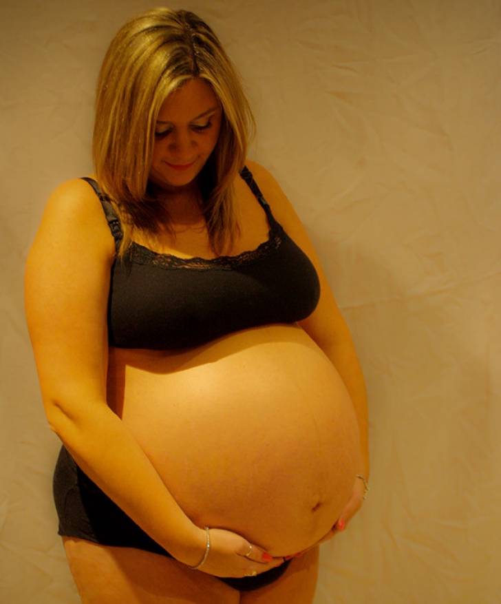 Cum arată copilul care a ieşit din cea mai MARE burtă de gravidă din lume?