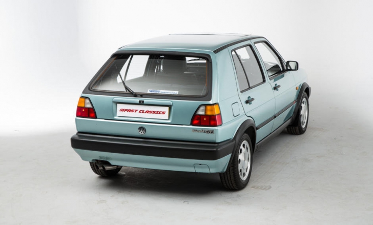 Un britanic îşi vinde VW-ul Golf GTI din anii '90 cu 20.000€. Ce are atât de special această maşină