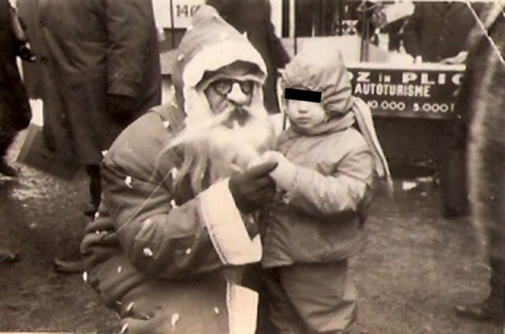 Îţi mai aduci aminte cum sărbătoreai Crăciunul în comunism? GALERIE FOTO