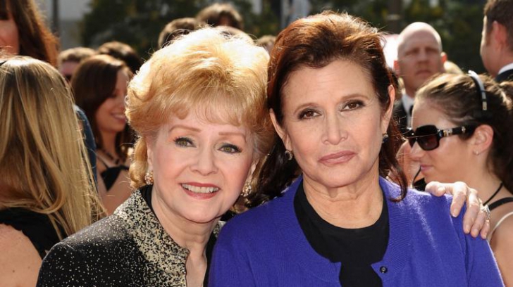 Debbie Reynolds și fiica sa Carrie Fisher vor fi înmormântate una lângă alta