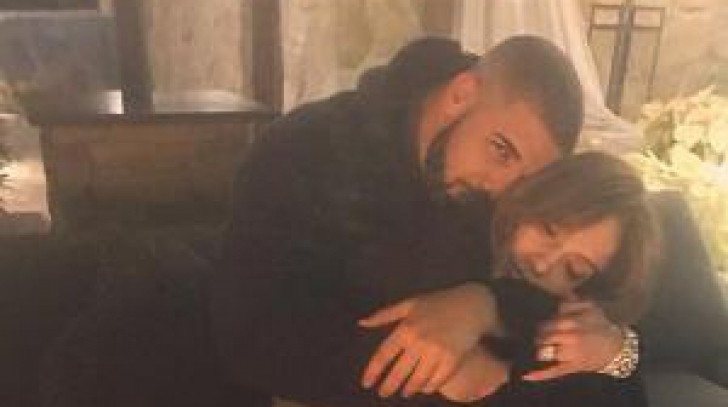 Artiştii Drake și Jennifer Lopez și-au oficializat relația pe Instagram