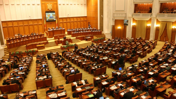 Confuzie la PNL înaintea voturilor de joi din Parlament