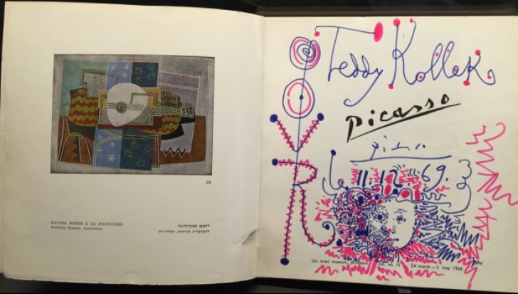 Au fost la un pas să arunce la gunoi o comoară. Când și-au dat seama ce țineau în mână au amuțit