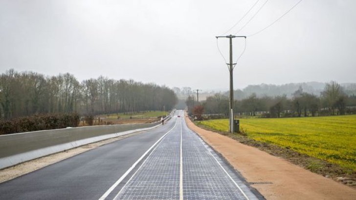 A fost inaugurat primul drum pavat cu panouri solare