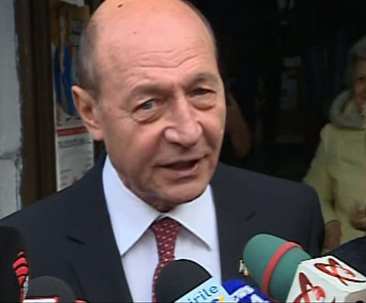 Alegeri Parlamentare 2016. Băsescu: sper ca românii să iasă în număr cât mai mare la vot 