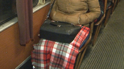 România extremelor: călătorii din tramvai, cu pături de acasă - în vagoane sunt -8 grade