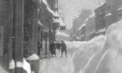 Ziua în care Bucureştiul s-a trezit sub 5 metri de ZĂPADĂ. Cea mai grea iarnă din istorie