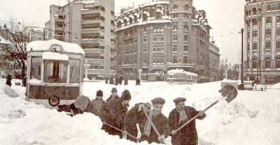 Ziua în care Bucureştiul s-a trezit sub 5 metri de ZĂPADĂ. Cea mai grea iarnă din istorie
