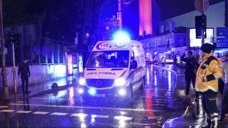 Atac armat la Istanbul în noaptea de Anul Nou: 39 de morți și 69 de răniți. Teroristul este liber