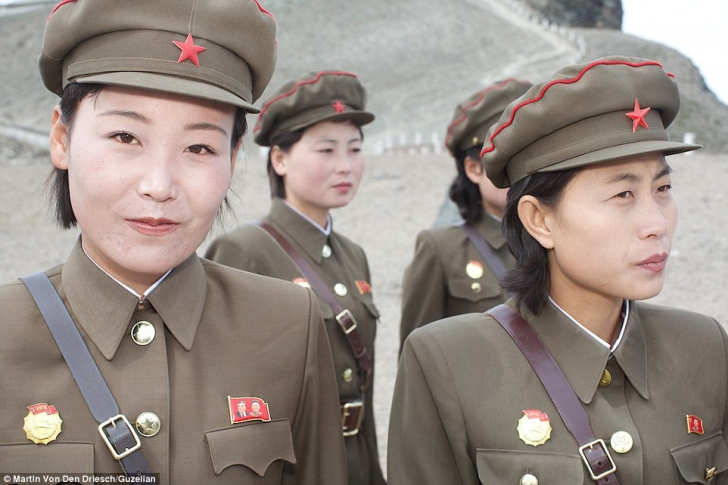 Fotografiile pe care autorităţile din Coreea de Nord le vor DISTRUSE. Cum arată viaţa de zi cu zi 