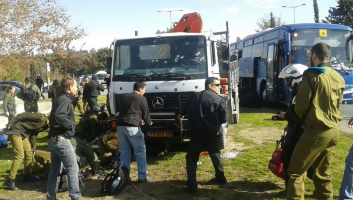 Atac terorist: un camion a intrat în mulțime la Ierusalim. Netanyahu: șoferul este suporter ISIS