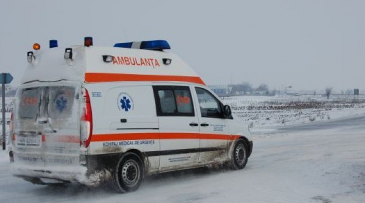Accident grav în Covasna din cauza zăpezii! Trei persoane au fost rănite 