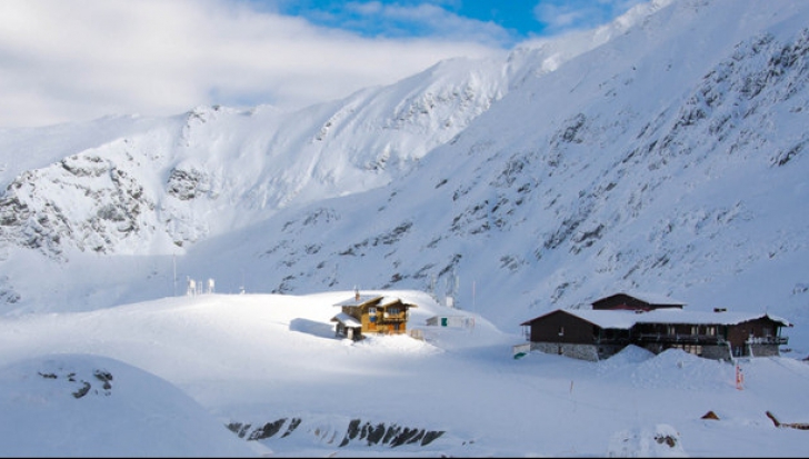 Locul din România unde zăpada măsoară aproape 2 metri