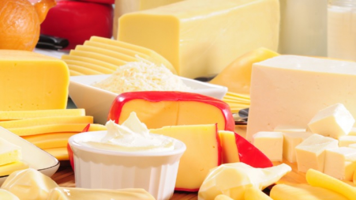 5 feluri de brânză care nu îţi sabotează dieta