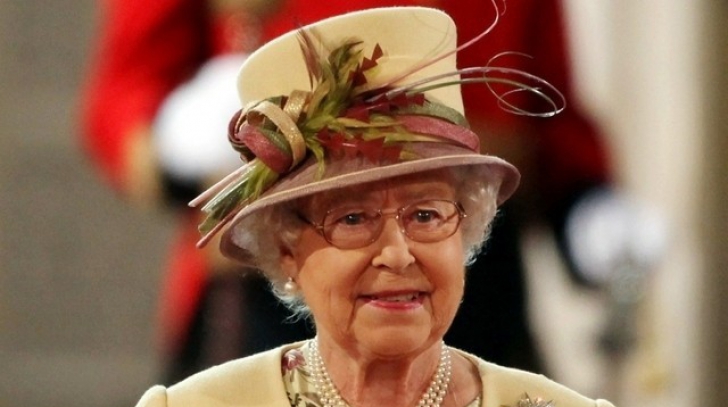 Momente de panică în Marea Britanie! Regina Elisabeta a II-a, la un pas să fie împușcată 