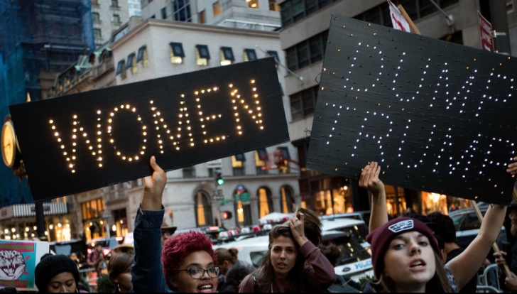 Miting anti-Trump la Washington. Mii de oameni s-au solidarizat cu "Marșul femeilor" din SUA