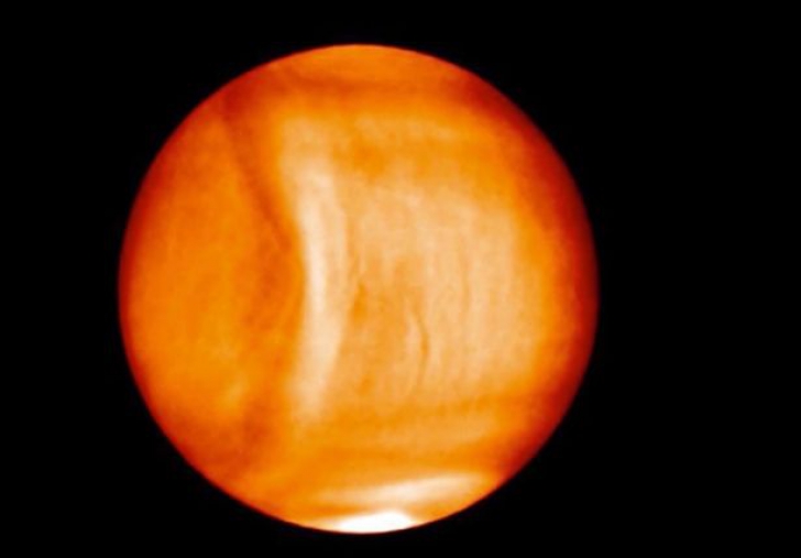 O construcție bizară a apărut pe planeta Venus. Imaginile pentru care astronauții n-au explicație