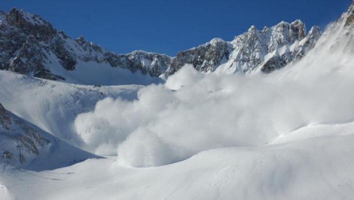 Meteorologii avertizează! Risc mare de producere de avalanșe în masivele Bucegi și Făgăraș