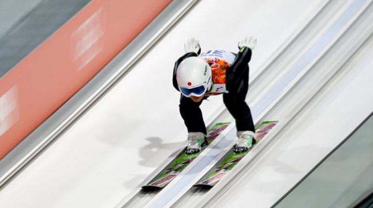 Sportive din 14 țări, la concursul de Cupa Mondială de la Râșnov la sărituri cu schiurile 