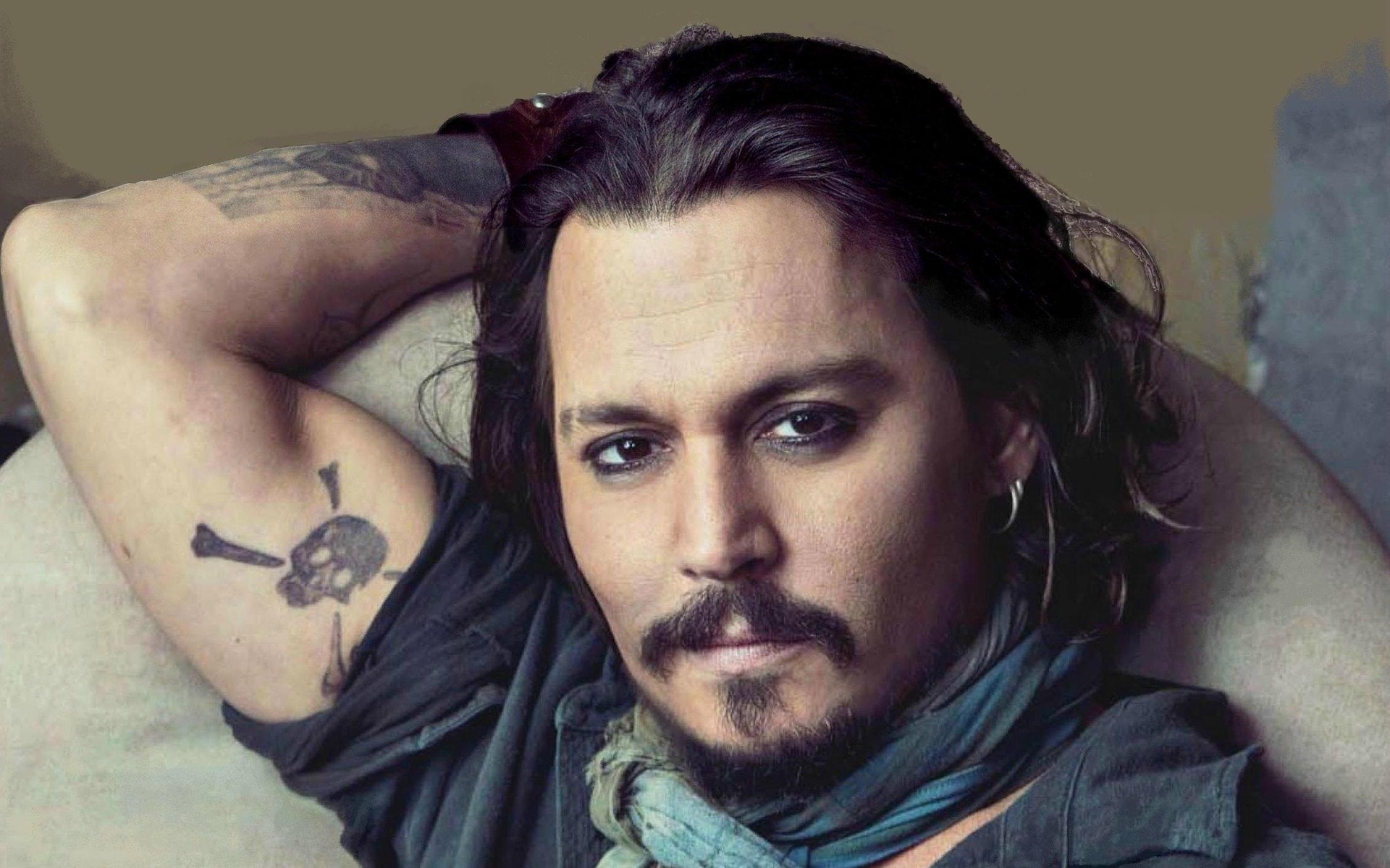 Johnny Depp, descoperit inconștient în camera unui hotel din Budapesta – Concertele trupei sale au fost anulate
