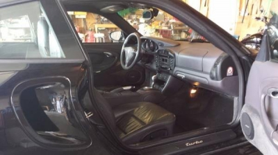 Cum arată un Porsche 911 Turbo ce are aproape 1 milion de km la bord. Îl vinde pe un preţ de nimic