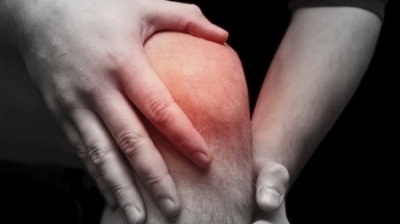 Cum să scapi de durerea de genunchi cu oţet de mere. Remediul naturist garantat de medici