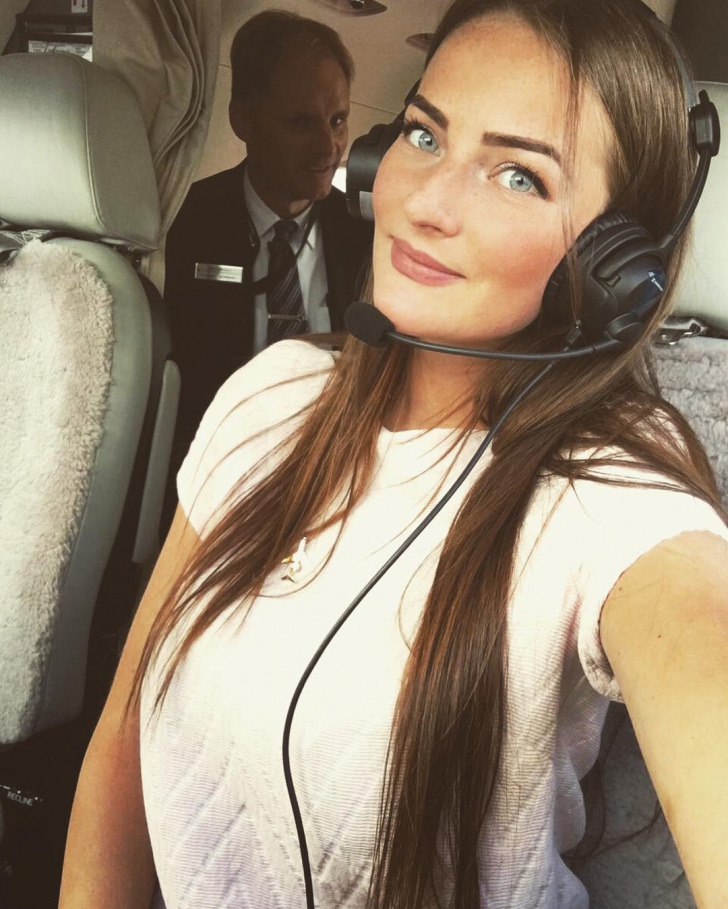Cum arată viaţa unei stewardese din aviaţia privată: o rusoaică a uimit Instagram-ul cu LUXUL afişat