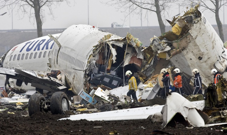 Cele mai ÎNFRICOŞĂTOARE catastrofe aeriene. Oamenii s-au ferit să mai "zboare" după aceste accidente