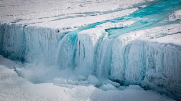 Antarctica se topește. Specialiștii în mediu avertizează că ne paște un dezastru