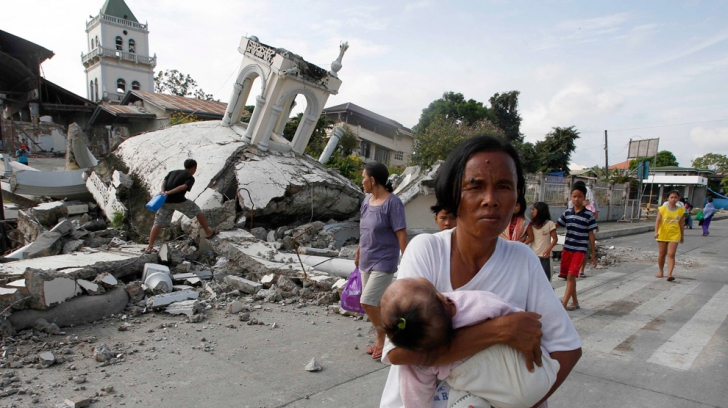 Cutremur puternic în Filipine, soldat cu 15 morți și 100 răniți 