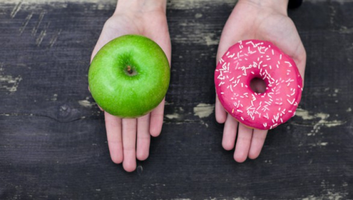 Tot ce trebuie să ştii despre dieta cu mere: te scapă de 4 kilograme în 5 zile