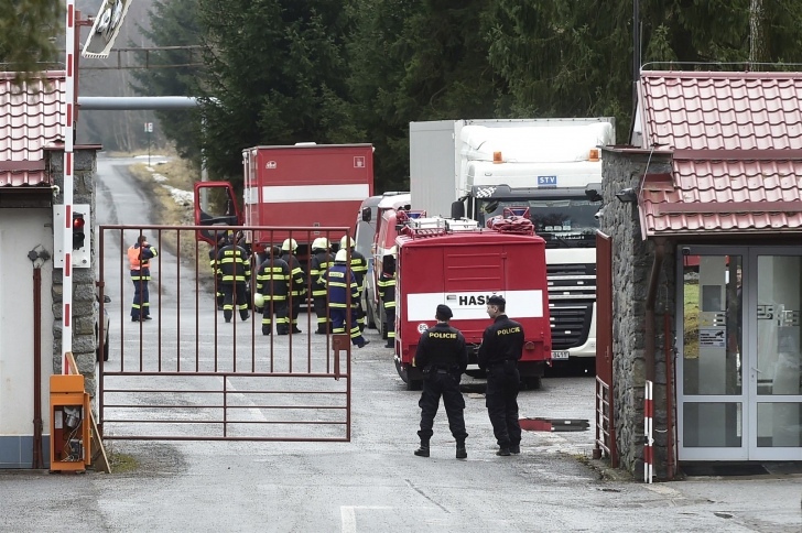 Alertă în Cehia: 19 răniţi, trei în stare gravă, după o serie de EXPLOZII produse într-o fabrică