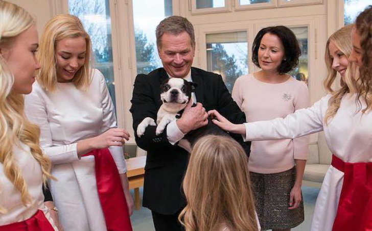Cum a devenit câinele preşedintelui din Finlanda un FENOMEN pe internet