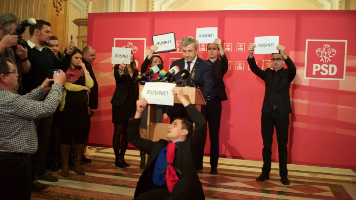 VIDEO."ALTĂ ÎNTREBARE". De câte ori a rostit Florin Iordache această sintagmă în conferinţa de presă