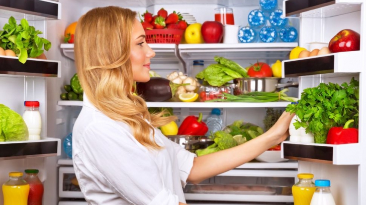 Cinci alimente care nu trebuie ţinute în frigider! Toată lumea face greşeala asta 