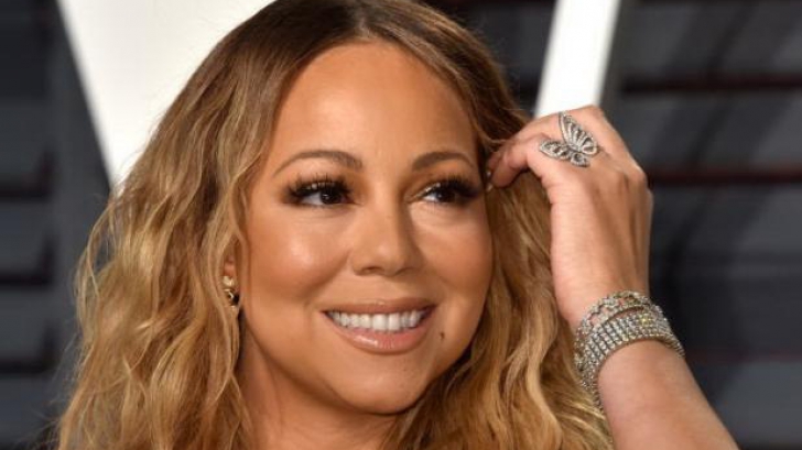 Gafele s-au ţinut lanţ la Premiile Oscar! Cum a apărut cântăreaţa Mariah Carey pe covorul roşu