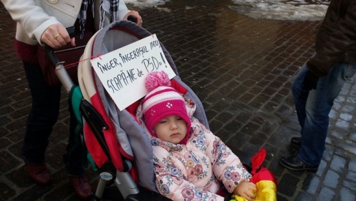 Iohannis, mesaj pentru părinţii care şi-au adus copiii la proteste: "O lecţie autentică de..."