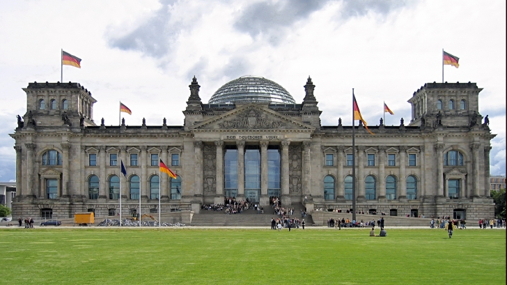 Parlamentul german, țintă într-un poligon militar rusesc! Controverse între Berlin și Moscova