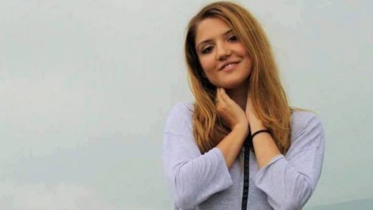 Studenta din Buzău care a trăit 20 de ani cu propriul geamăn în pântece a murit