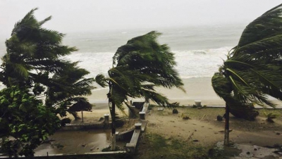 Ciclonul Debbie devastează Australia. Autorităţile iau măsuri de urgenţă pentru evacuarea populaţiei