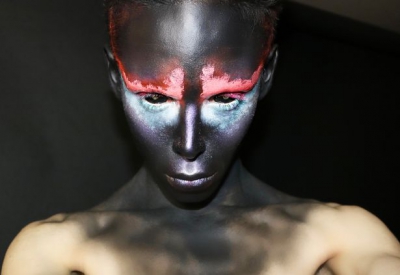 Se simte extraterestru